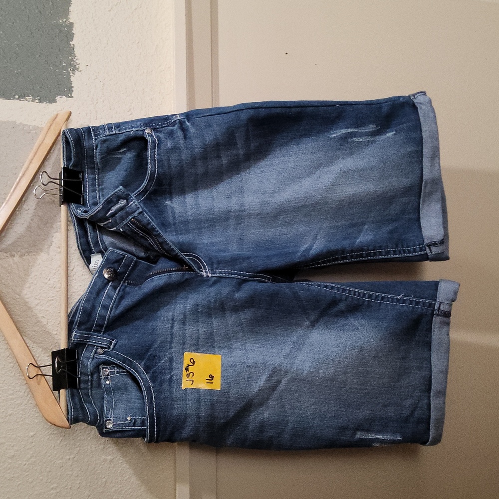Jean Shorts 16